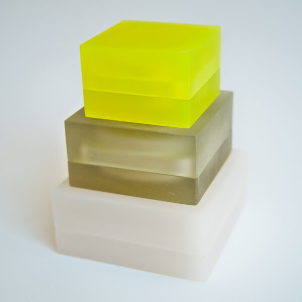 NICE CUBE STACK#152, three resin boxes S-M-L