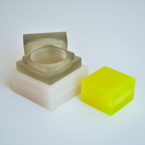 NICE CUBE STACK#152, three resin boxes S-M-L - Image 2