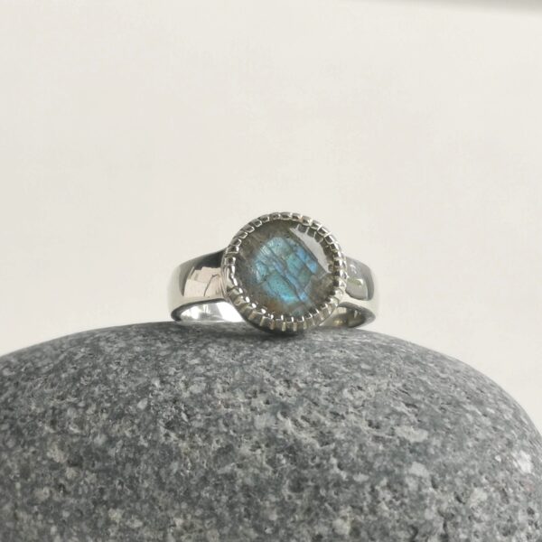 DAHLIA ring, Labradorite silver ring - Image 2