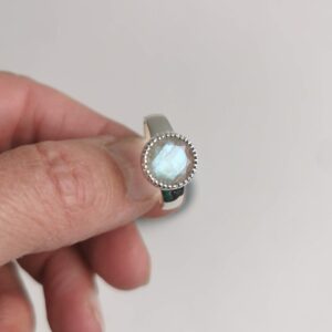 Dahlia Labradorite
