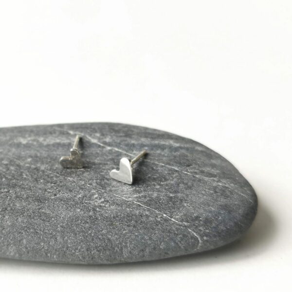 HEARTBEAT silver studs - Image 2