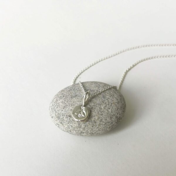 HONEY BEE silver necklace - Image 3