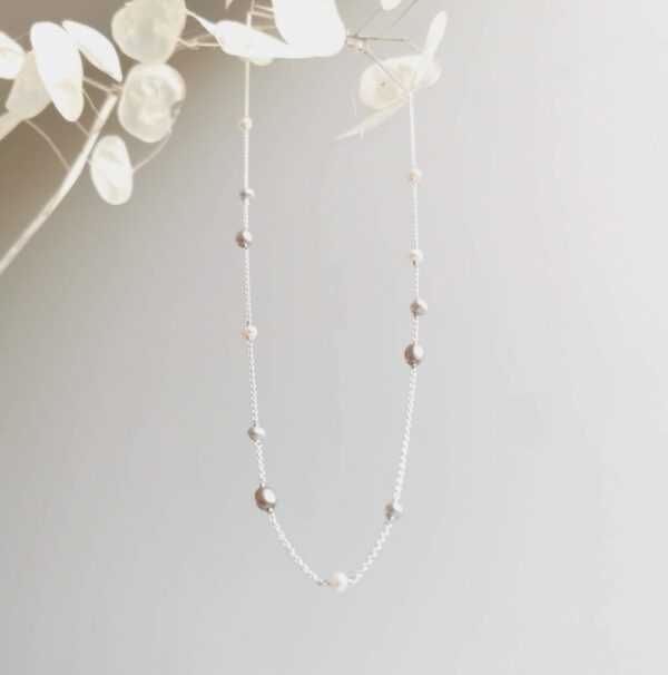 FLOCK OF PEARLS, silver necklace with freshwater pearls