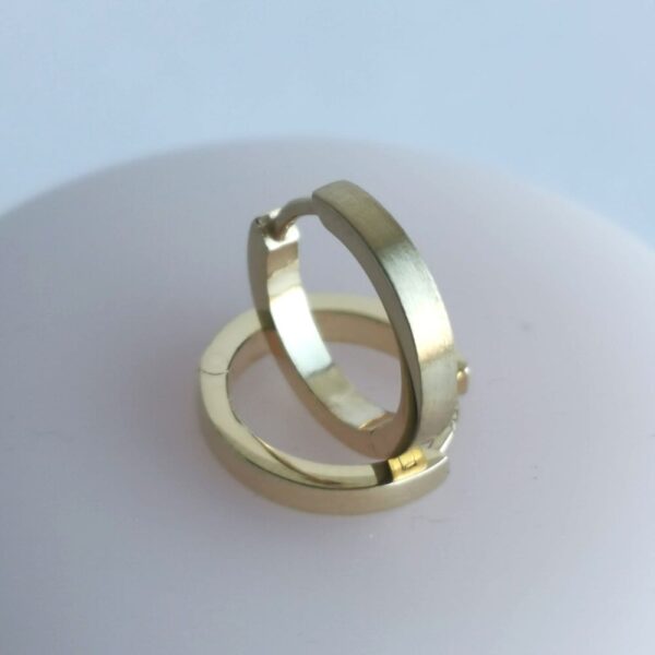 DOUBLE TROUBLE, gold plated hoop earrings - Image 3